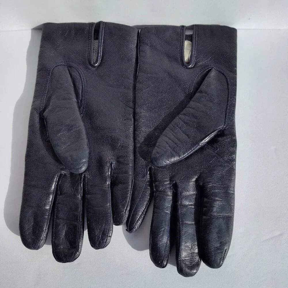 Ladies SZ 7 Black Leather Gloves